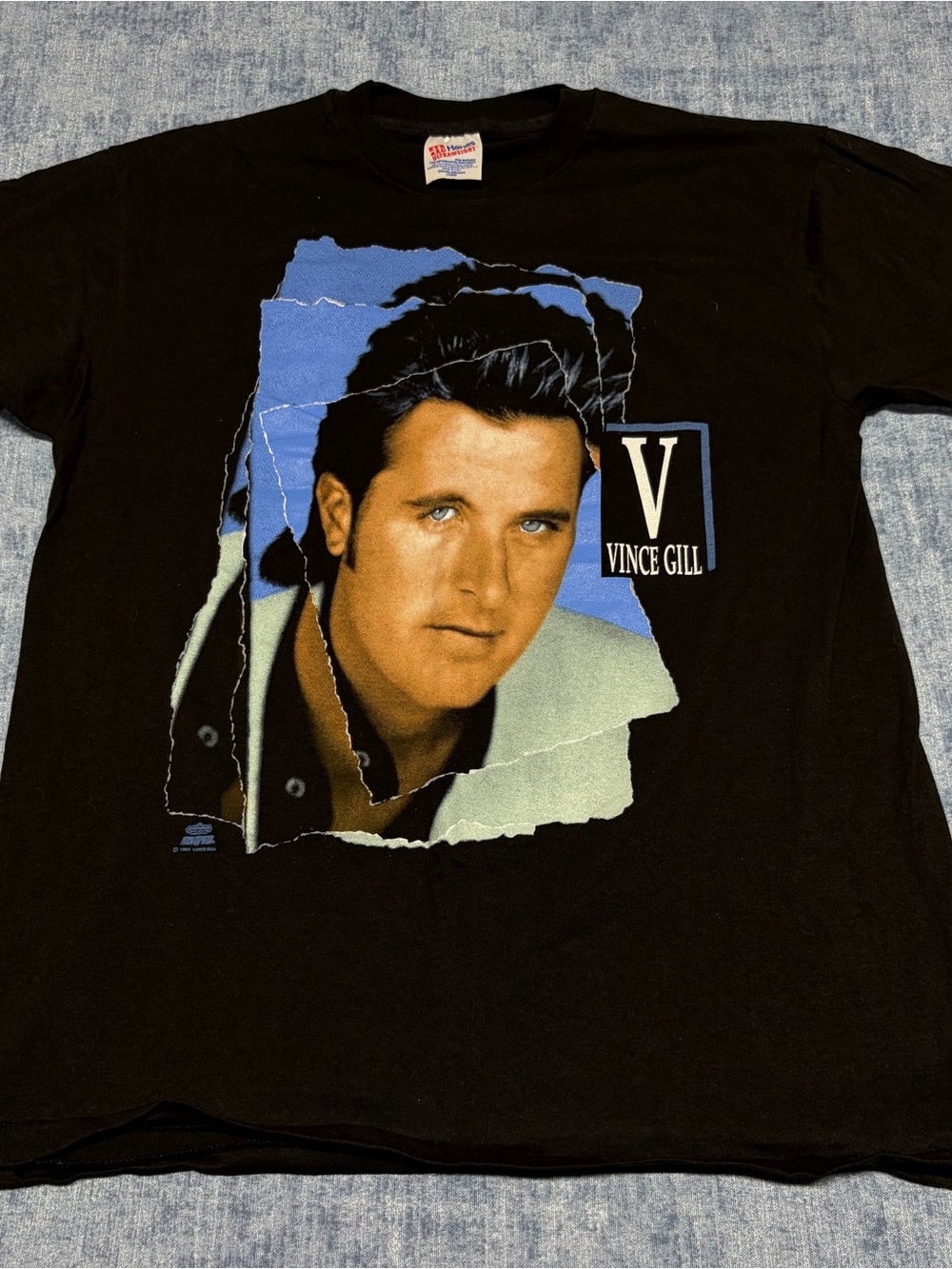 Vintage single stich 1990s Vince Gill T Shirt Size Large